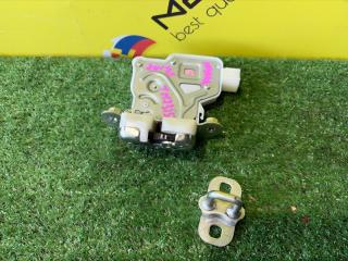 Замок 5-й двери TOYOTA TANK M900A 1KR-FE 69350B1090 2 ракурс