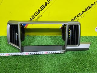 Консоль магнитофона HONDA STEP WAGON RK1 R20A 08B40SZWRM 2 ракурс