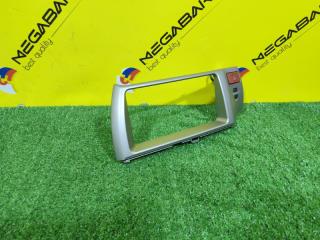 Консоль магнитофона TOYOTA RACTIS NCP100 1NZ-FE 5540552600 4 ракурс Консоль магнитофона TOYOTA RACTIS NCP100 1NZ-FE 5540552600 4 ракурс