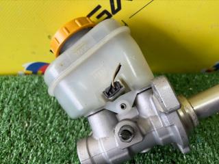 Главный тормозной цилиндр SUBARU FORESTER SHJ FB20 26401AG050 5 ракурс
