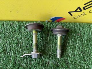 Болт задний TOYOTA CARINA ED ST182 3S-FE 9010512132 2 ракурс Болт задний TOYOTA CARINA ED ST182 3S-FE 9010512132 2 ракурс