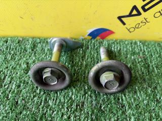 Болт задний TOYOTA CARINA ED ST182 3S-FE 9010512132 3 ракурс Болт задний TOYOTA CARINA ED ST182 3S-FE 9010512132 3 ракурс