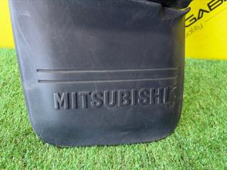 Брызговик левый задний MITSUBISHI PAJERO MINI H58A 4A30T MR33572 3 ракурс Брызговик левый задний MITSUBISHI PAJERO MINI H58A 4A30T MR33572 3 ракурс