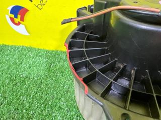 Мотор печки ISUZU ELF NHR85 2727005330 2 ракурс Мотор печки ISUZU ELF NHR85 2727005330 2 ракурс