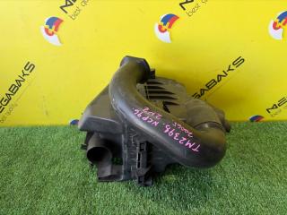 Корпус воздушного фильтра TOYOTA BELTA NCP96 2NZ-FE 17701-21100 1 ракурс Корпус воздушного фильтра TOYOTA BELTA NCP96 2NZ-FE 17701-21100 1 ракурс