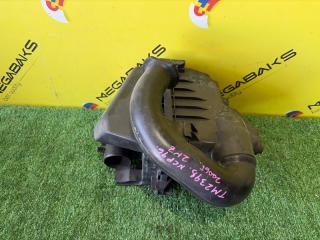 Корпус воздушного фильтра TOYOTA BELTA NCP96 2NZ-FE 17701-21100 2 ракурс Корпус воздушного фильтра TOYOTA BELTA NCP96 2NZ-FE 17701-21100 2 ракурс