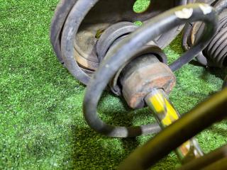 Стойка передняя TOYOTA CARIB AE114 4A-FE 4851087703 3 ракурс