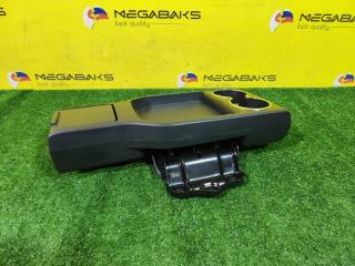 Подлокотник MAZDA MPV LY3P L3-VE 5 ракурс Подлокотник MAZDA MPV LY3P L3-VE 5 ракурс