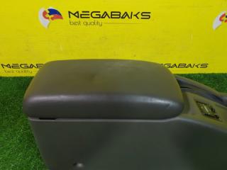 Подлокотник TOYOTA CARINA ED ST182 3S-FE 5881120310 2 ракурс