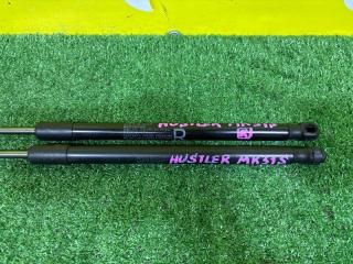 Амортизатор задней двери SUZUKI HUSTLER MR31S 8186065P00 3 ракурс