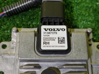 Датчик парковки правый VOLVO V40 MZ63 B5204T9 31387379 3 ракурс