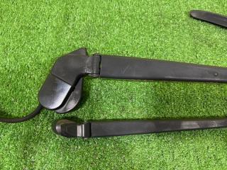 Дворник TOYOTA VITZ NSP130 1NR-FKE 8521152520 2 ракурс