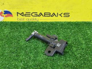 Форсунка омывателя левая SUBARU XV GT7 FB20 86636FL010 4 ракурс