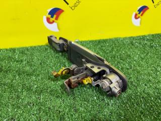 Ручка двери правая передняя TOYOTA ESTIMA TCR20 2TZ-FE 6921028020 4 ракурс