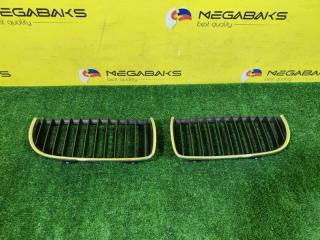 Решетка радиатора BMW 3-SERIES E90 22405910 2 ракурс Решетка радиатора BMW 3-SERIES E90 22405910 2 ракурс