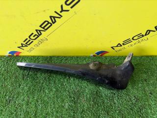 Накладка на крыло правая задняя TOYOTA NOAH ZRR75 3ZR-FAE 7690728070 2 ракурс