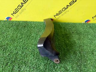 Накладка на крыло правая задняя TOYOTA NOAH ZRR75 3ZR-FAE 7690728070 4 ракурс