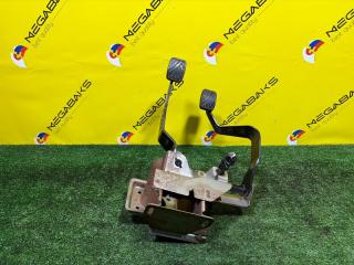Педаль сцепления SUZUKI JIMNY JB23W K6A-T 49710-81AA0 5 ракурс