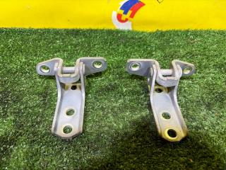 Петля дверная левая передняя MITSUBISHI PAJERO MINI H58A 4A30T MR302271 2 ракурс Петля дверная левая передняя MITSUBISHI PAJERO MINI H58A 4A30T MR302271 2 ракурс