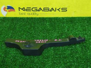 Крепление бампера левое заднее MAZDA DEMIO DY3W ZJ-VE D350502J1 4 ракурс