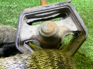 Подушка глушителя TOYOTA CARIB AE114 4A-FE 4 ракурс