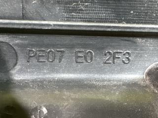 Крышка двс декоративная MAZDA AXELA BLFFW PE-VPS PE07E02F3 4 ракурс