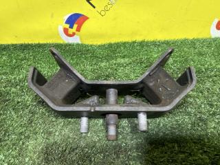 Подушка кпп SUBARU LEVORG VM4 FB16 41022FJ090 4 ракурс