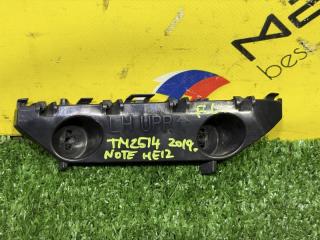Крепление бампера левое переднее NISSAN NOTE HE12 HR12DE 622253VA0B 2 ракурс