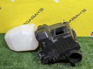 Корпус воздушного фильтра SUBARU FORESTER SH5 EJ205 46052AG080 3 ракурс