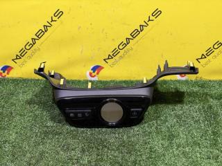 Консоль торпеды TOYOTA PRIUS ZVW51 2ZR-FXE 5543347040 1 ракурс