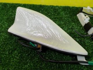 Антенна TOYOTA PRIUS ZVW51 2ZR-FXE 8607747010A1 2 ракурс
