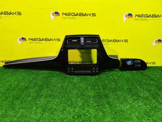 Консоль магнитофона TOYOTA PRIUS ZVW51 2ZR-FXE 5590047201 1 ракурс