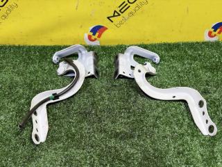 Петля капота TOYOTA PRIUS ZVW51 2ZR-FXE 5342047130 3 ракурс