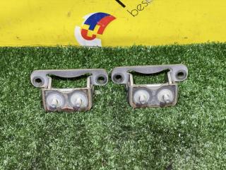 Петли 5-й двери SUBARU FORESTER SH5 EJ205 61820FC100 2 ракурс