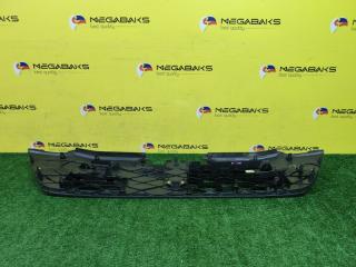 Решетка радиатора TOYOTA TANK M900A 1KR-FE 53111B1210 5 ракурс