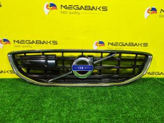 Решетка радиатора VOLVO V40 MV48 B4164T 31353127 1 ракурс