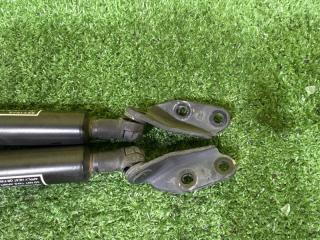 Амортизатор задней двери MAZDA MPV LY3P L3-VDT L20662620 3 ракурс