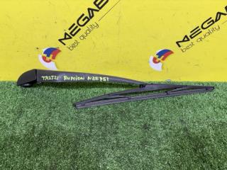 Дворник 5-й двери задний TOYOTA COROLLA RUMION NZE151 1NZ-FE 1 ракурс