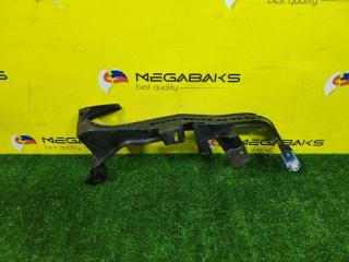 Планка под фары левая SUBARU IMPREZA GT3 57707FL010 2 ракурс
