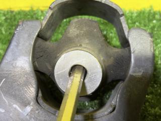 Подушка двигателя передняя TOYOTA COROLLA AXIO NZE141 1NZ-FE 1236121090 4 ракурс