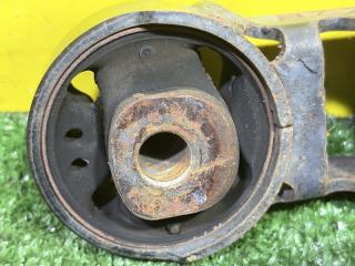 Подушка двигателя задняя TOYOTA IST NCP110 1NZ-FE 1236321050 4 ракурс
