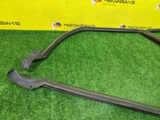 Уплотнительная резинка дверей TOYOTA CROWN GS151 1G-FE 6238130110 4 ракурс