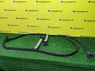 Уплотнительная резинка дверей TOYOTA CROWN GS151 1G-FE 6238130110 5 ракурс