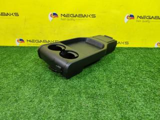 Подлокотник MAZDA MPV LY3P L3-VDT 4 ракурс Подлокотник MAZDA MPV LY3P L3-VDT 4 ракурс