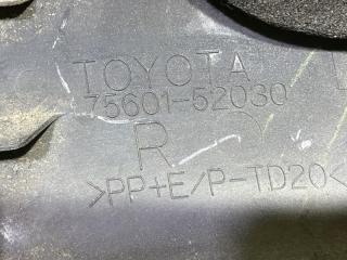 Накладка на крыло правая передняя TOYOTA IST NCP110 1NZ-FE 7560152030 4 ракурс