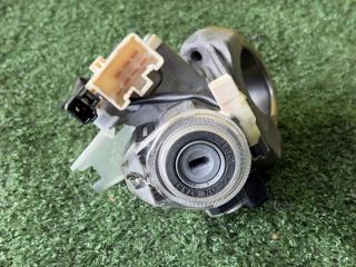Замок зажигания TOYOTA COROLLA AXIO NZE141 1NZ-FE 45020424 3 ракурс