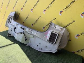Rear cut TOYOTA YARIS MXPA10 M15A-FXE 3 ракурс