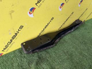 Балка под двс TOYOTA ISIS ZGM10G 2ZR-FAE 5120444010 2 ракурс