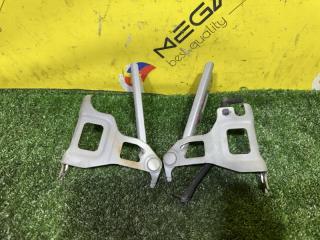 Петля капота HONDA FIT GP6 LEB 2 ракурс Петля капота HONDA FIT GP6 LEB 2 ракурс