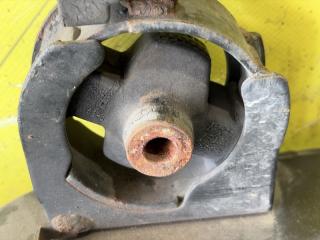 Балка под двс TOYOTA VOLTZ ZZE136 1ZZ-FE 5120402050 5 ракурс